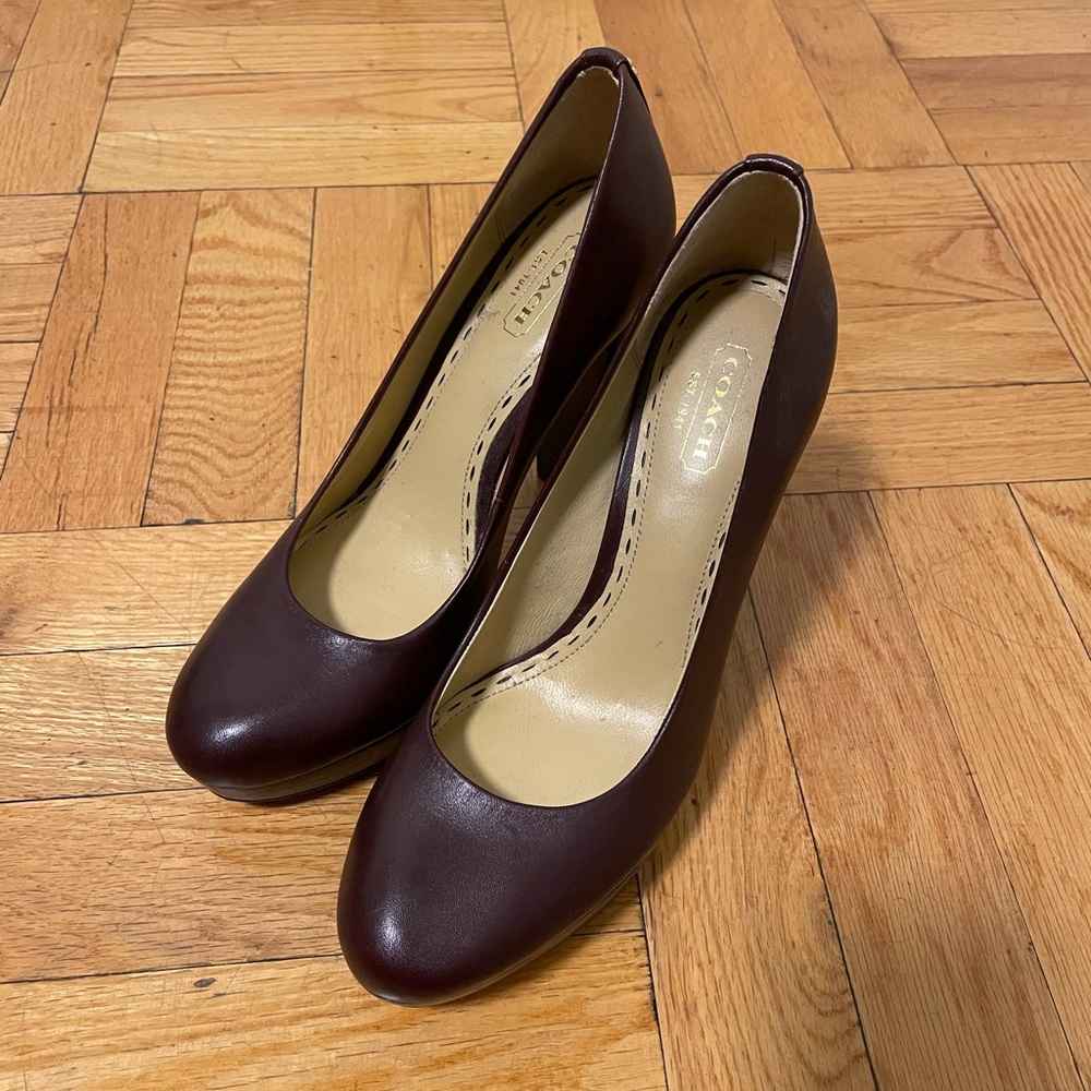 Coach high heel women’s pump
